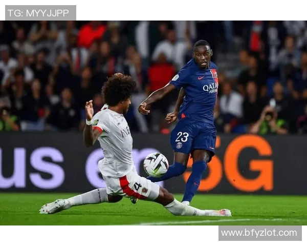 通过信息线索揭示足球明星的真实身份挑战你的足球知识与直觉